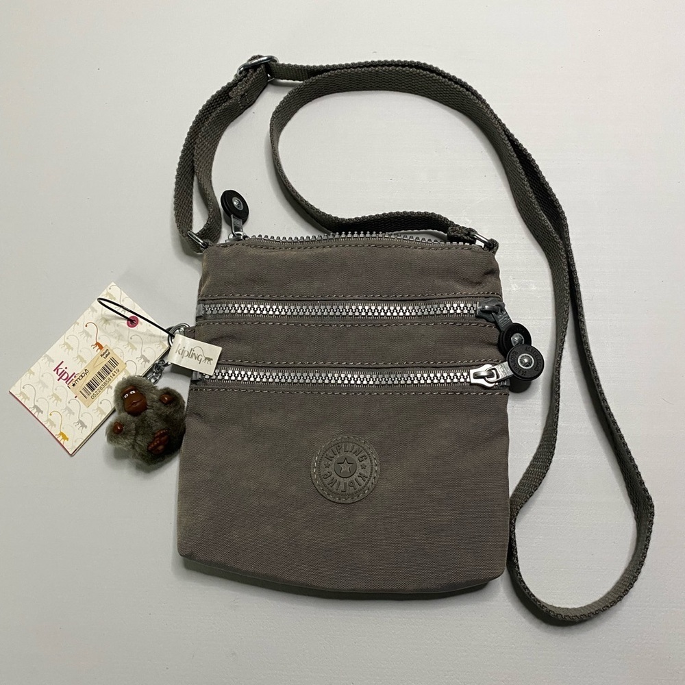 Kipling Alvar NWT small crossbody celo gray concert event essentials travel - Picture 1 of 9